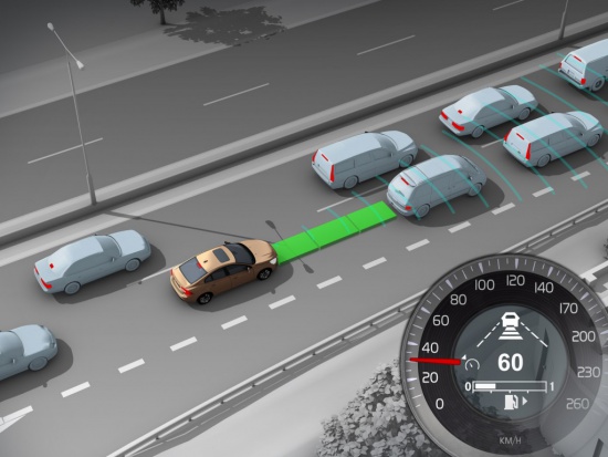 Адаптивный круиз-контроль (Adaptive Cruise Control) использует радар и постоянно следит за автомобилем, двигающимся впереди. Система автоматически регулирует скорость во всем диапазоне, поддерживая заданную дистанцию и в случае необходимости полностью останавливая автомобиль.