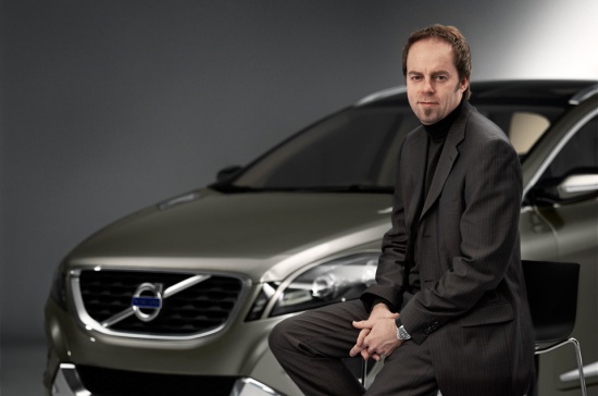 Стив Маттин — уроженец Соединенного Королевства. До перехода в Volvo 17 лет трудился в Daimler-Chrysler, внес немалую лепту в широкий ряд моделей, включая SL, SLK, SLR, R-Class, M-Class и линейку Maybach. Назначен главным дизайнером Volvo в 2005 году. Оказал огромное влияние на дизайнерские решения таких моделей, как C30, XC60 и концепта S60 из Детройта.