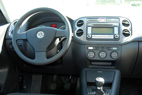 Салон Volkswagen Tiguan 2008