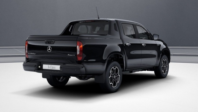 Полезная нагрузка для немецкого «пикапа» составляет более 1 000 кг.